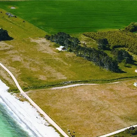 Beautiful In With 3 Bedrooms بيت للعطل